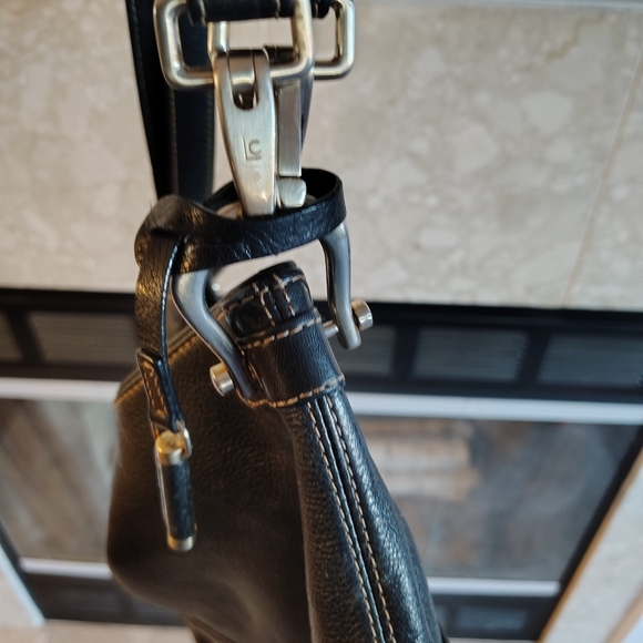 Lauren Conrad LC Black Leather Slouchy Soft Bag - Picture 5 of 14